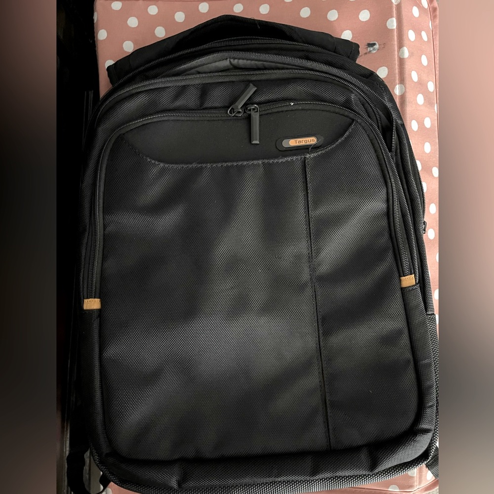 Targus Laptop Backpack - Picture 2 of 4
